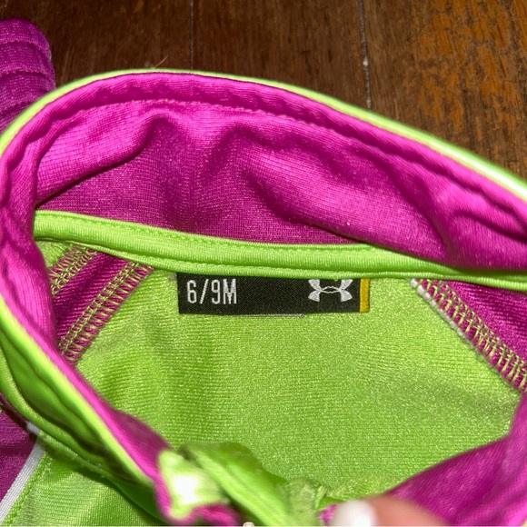 Under Armourr girls 6/9 months Raspberry & Lime Track Suit - Picture 2 of 2